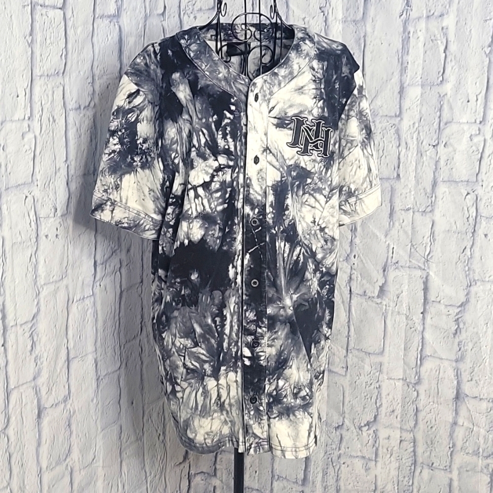 NINTH HALL Black and‎ White Tie Dye Baseball Shirt Large